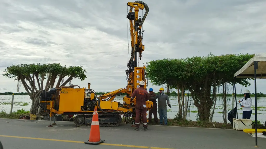 maquinaria geotecnia